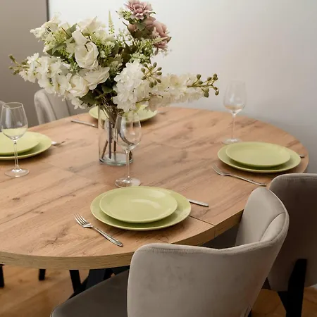 Stylowy Z Klimatyzacja I Parkingiem By Renters Apartmán