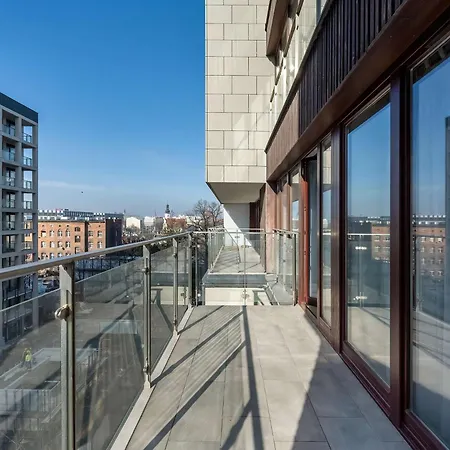 Stylowy Z Klimatyzacja I Parkingiem By Renters 아파트 *