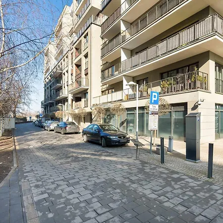 Stylowy Z Klimatyzacja I Parkingiem By Renters