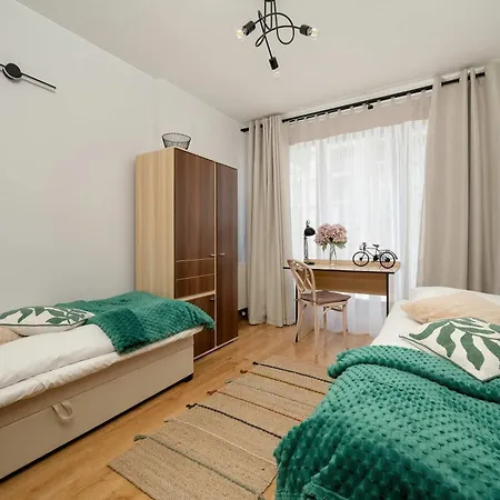 아파트 Stylowy Z Klimatyzacja I Parkingiem By Renters *