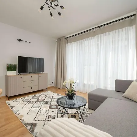 Stylowy Z Klimatyzacja I Parkingiem By Renters 아파트 *