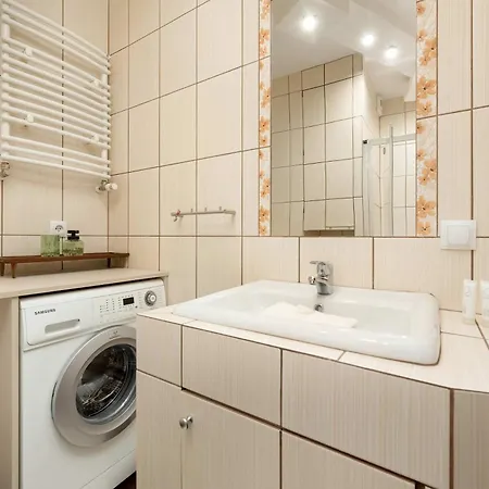 Stylowy Z Klimatyzacja I Parkingiem By Renters 브로츠와프