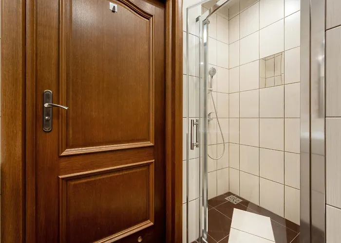 Stylowy Z Klimatyzacja I Parkingiem By Renters ורוצלב