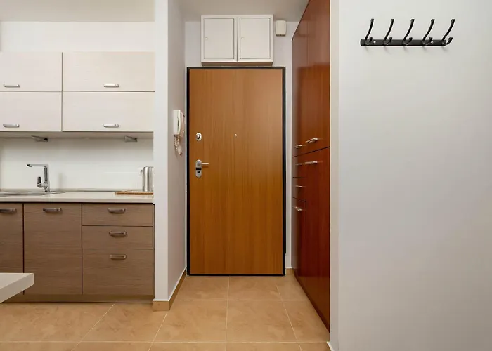 Stylowy Z Klimatyzacja I Parkingiem By Renters Appartamento *